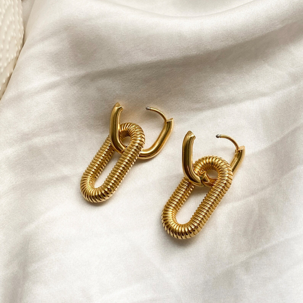 Spiral Link Hoops