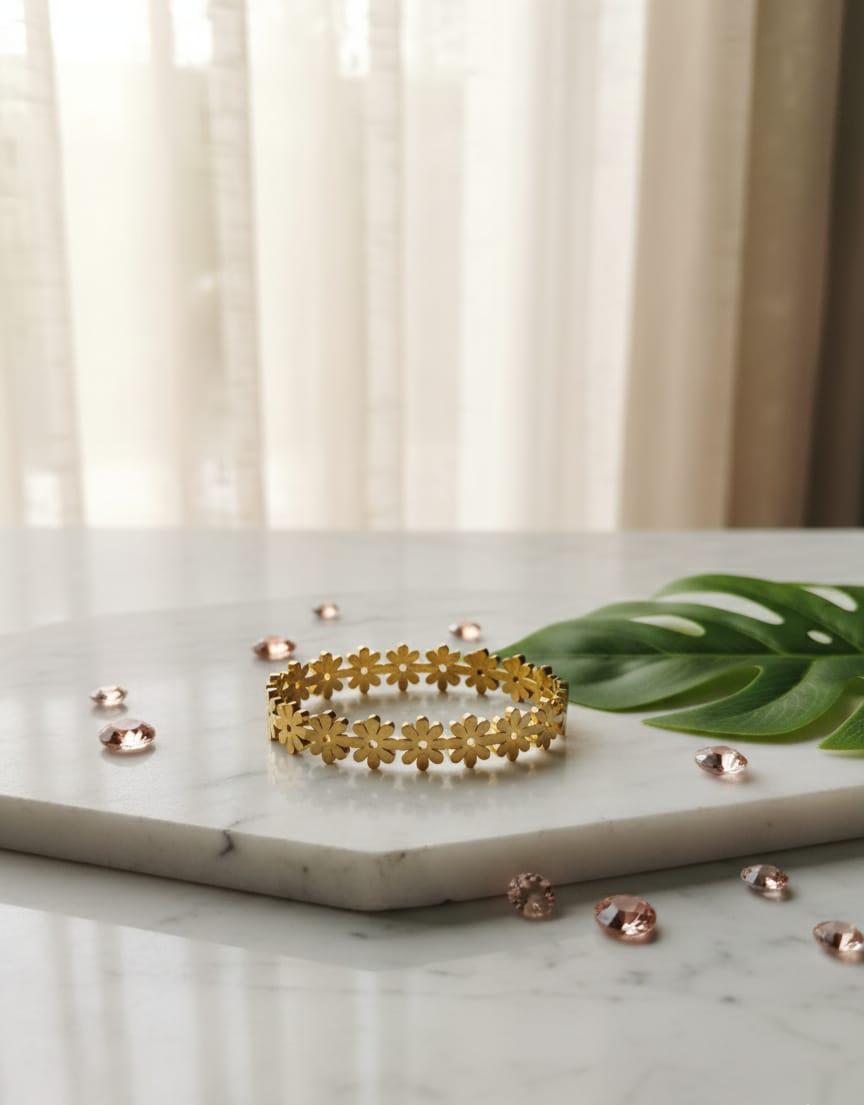 Daisy Bangle