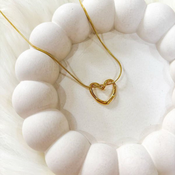 Tangled Heart Chain