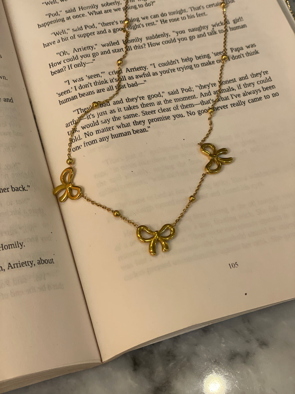 Ribbon Addict Necklace