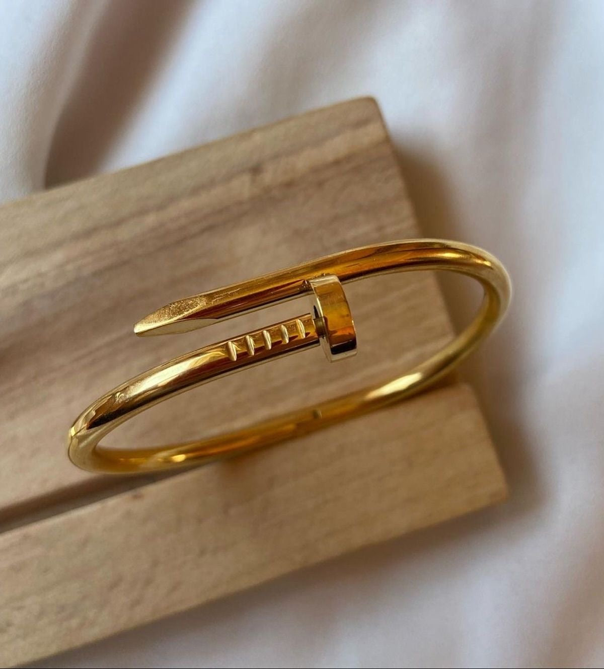 Nail Bangle