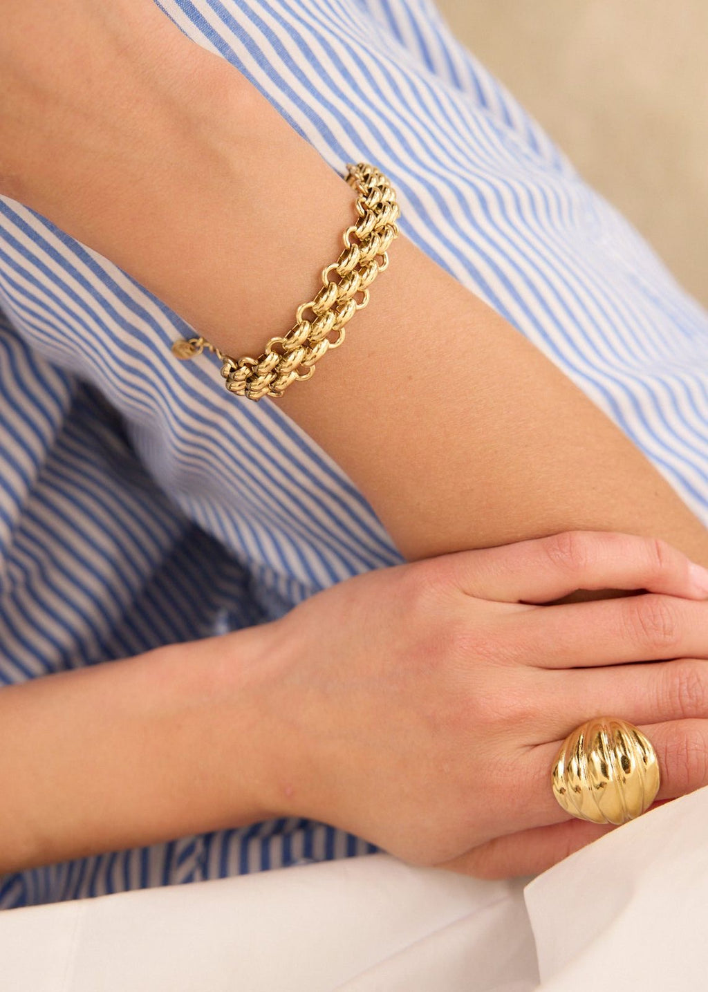 Chunky-Thick Bracelet